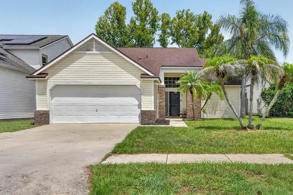 10449 GLASSBOROUGH DR, Orlando, FL 32825