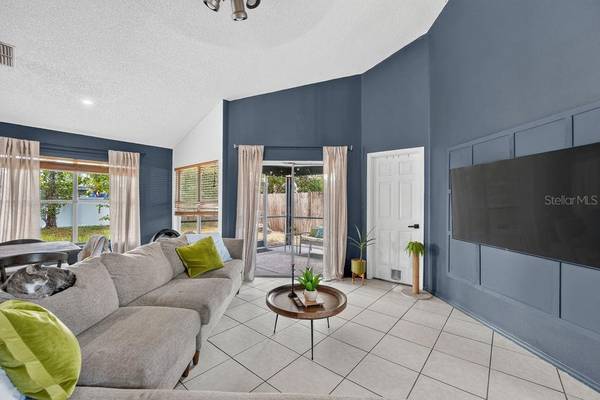 10449 GLASSBOROUGH DR, Orlando, FL 32825