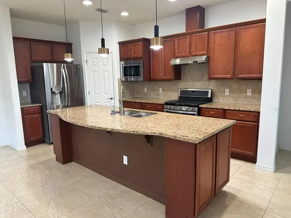 333 NAVARRA LN, Davenport, FL 33837
