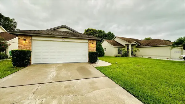 11755 CUXHAM DR, Orlando, FL 32837