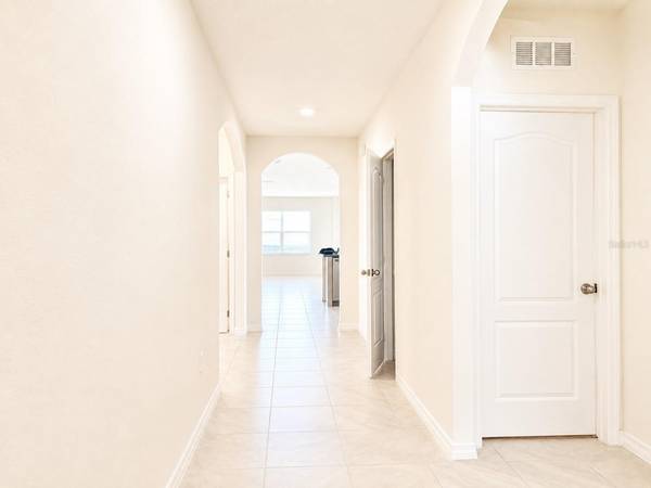 2132 SILVER BROOK WAY, Davenport, FL 33837