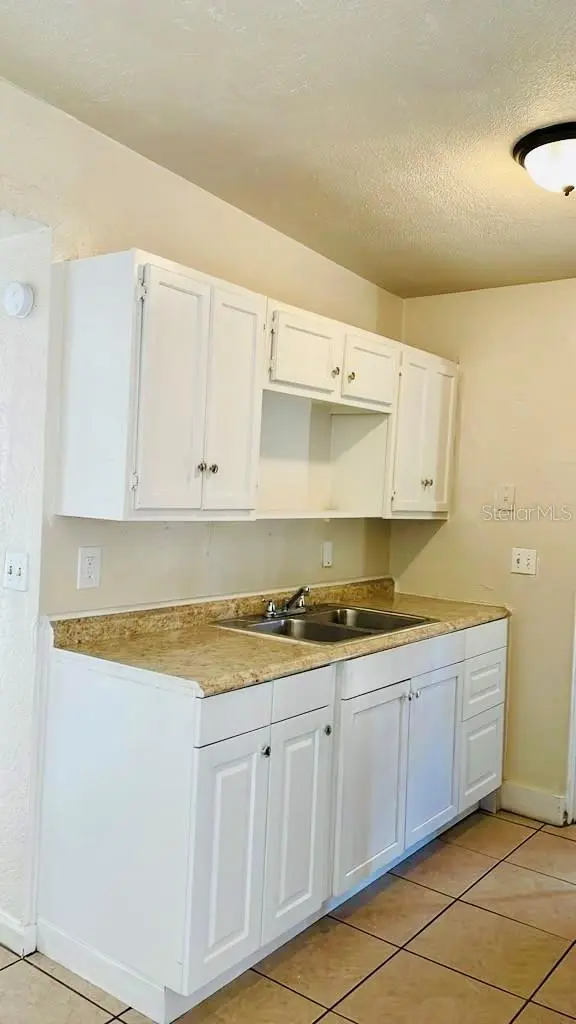 2040 LONG ST, Orlando, FL 32805