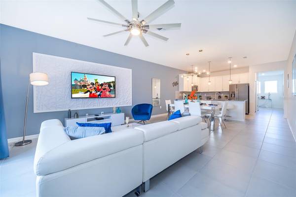 8875 CABOT CLIFFS DR #103, Davenport, FL 33896