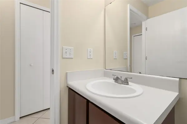 2224 MALLARD CREEK CIR, Kissimmee, FL 34743