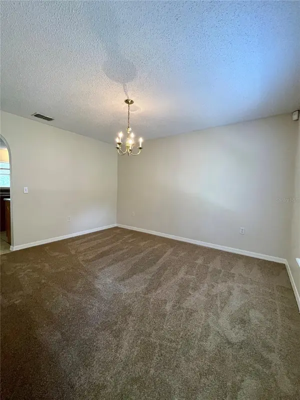 1304 DOVER DR, Kissimmee, FL 34758