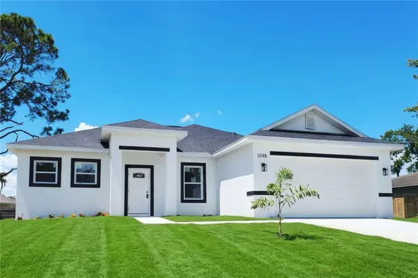 1098 HAMMACHER AVE SW, Palm Bay, FL 32908