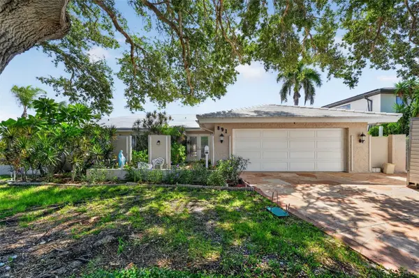 891 ISLAND WAY, Clearwater Beach, FL 33767