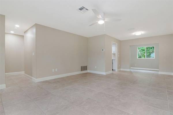 2958 DUNDEE DR, Palm Harbor, FL 34684