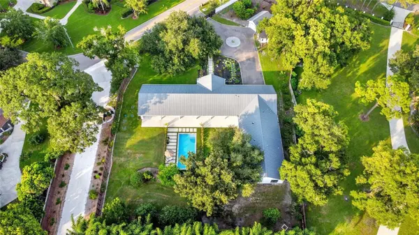 3440 CRENSHAW LAKE RD, Lutz, FL 33548