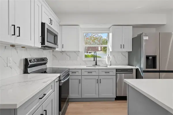 3206 LAS BRISAS DR, Riverview, FL 33578