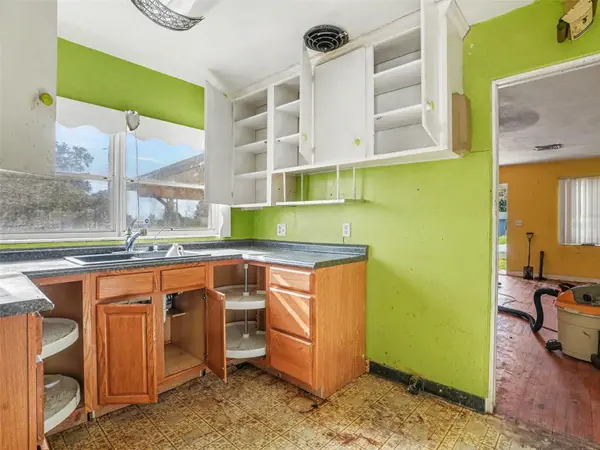 2207 AVENUE B NW, Winter Haven, FL 33880