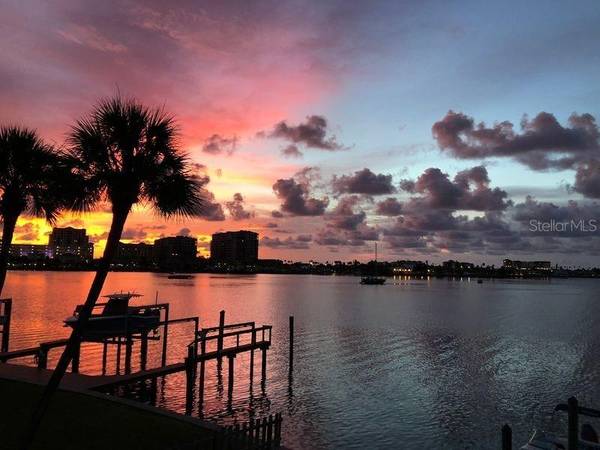 210 DOLPHIN PT #C, Clearwater Beach, FL 33767