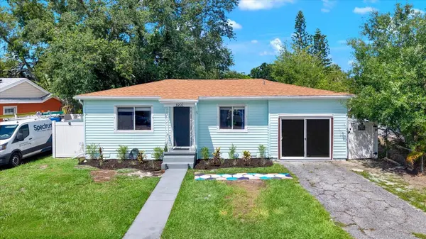 1907 53RD ST S, Gulfport, FL 33707
