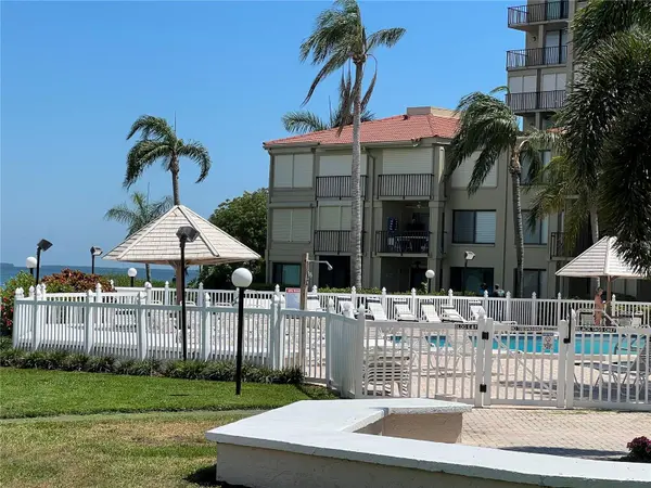 6268 PALMA DEL MAR BLVD S #109, St Petersburg, FL 33715