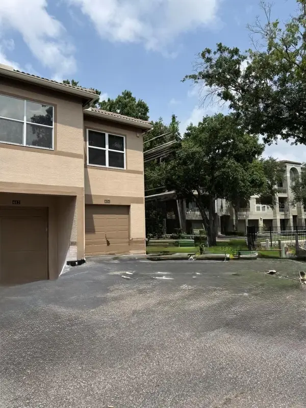 614 ARBOR LAKE LN, Tampa, FL 33602