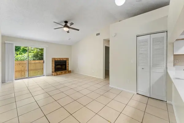 918 OTTO VILLA PL #9, Tampa, FL 33612
