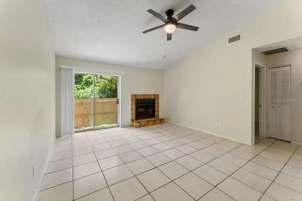 918 OTTO VILLA PL #9, Tampa, FL 33612