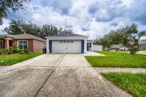 701 PERIWINKLE POINTE PL, Seffner, FL 33584