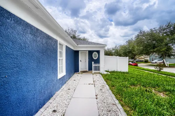 701 PERIWINKLE POINTE PL, Seffner, FL 33584