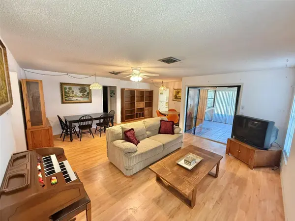 3112 VIVIENDA BLVD, Bradenton, FL 34207