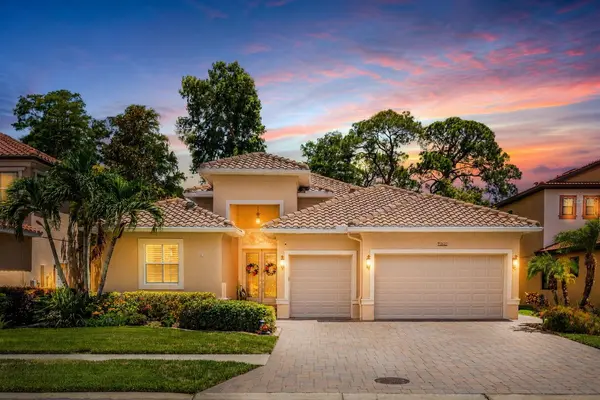 2622 GRAND LAKESIDE DR, Palm Harbor, FL 34684