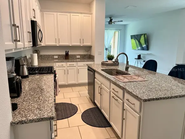 6103 VOYAGERS PL, Apollo Beach, FL 33572