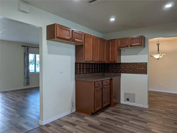 10188 45TH ST N #2, Pinellas Park, FL 33782