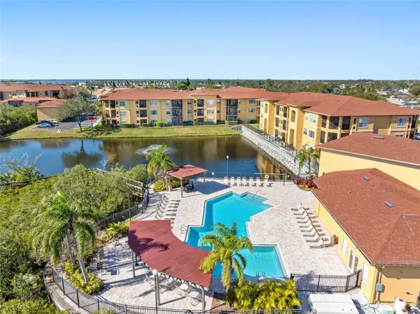 4323 BAYSIDE VILLAGE DR #329, Tampa, FL 33615