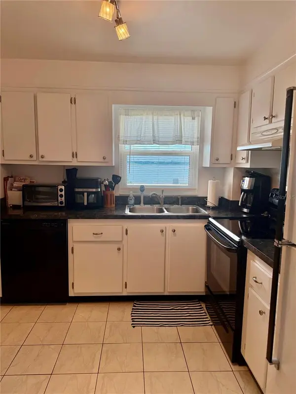1270 GULF BLVD #707, Clearwater Beach, FL 33767