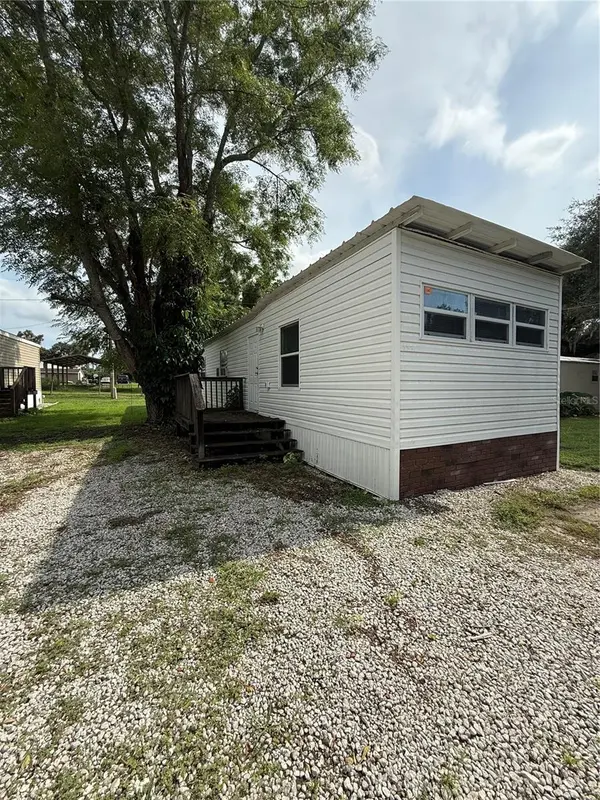37412 CARRINGER RD #37412, Dade City, FL 33523