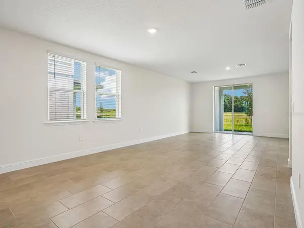 3389 LINGER LN, Lake Hamilton, FL 33851