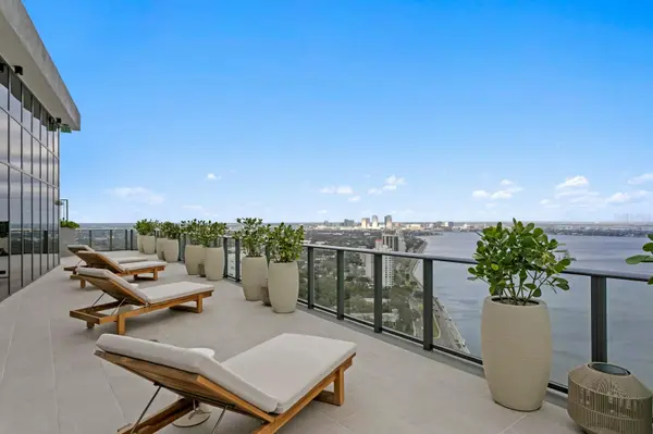 3015 S YSABELLA AVE #2402, Tampa, FL 33629