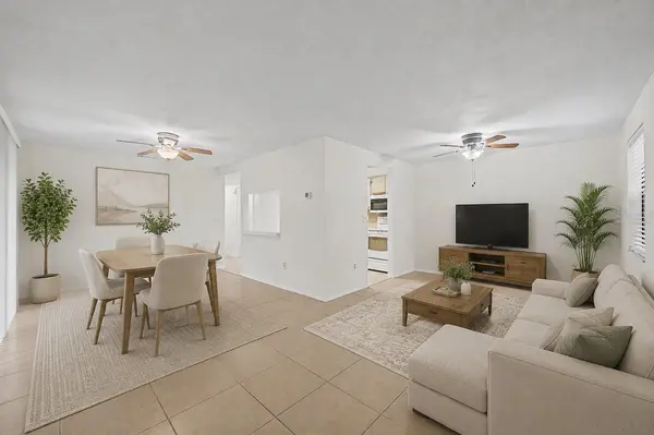 123 LOBLOLLY CT #A, Oldsmar, FL 34677
