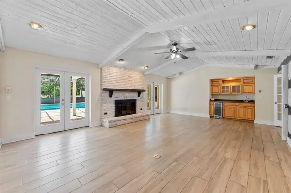 2109 MEADOW BROOK DR, Clearwater, FL 33759