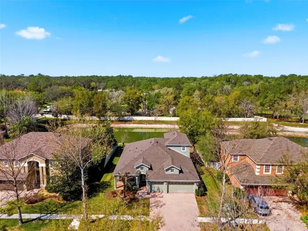 6823 GREEN HERON DR, Wesley Chapel, FL 33545