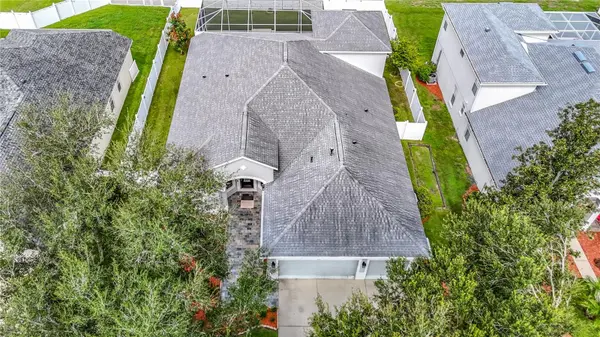 220 RONJA LN, Valrico, FL 33594