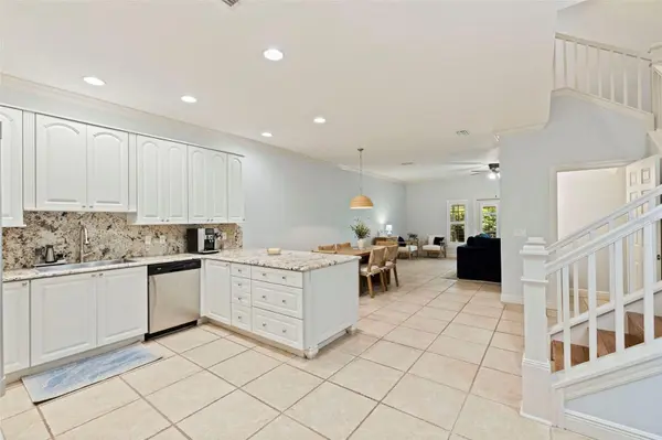 123 VALENCIA CIR, St Petersburg, FL 33716