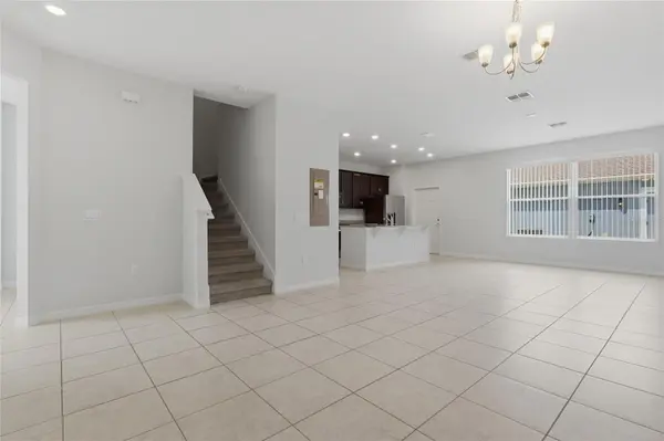 5106 SEA MIST LN, Wesley Chapel, FL 33545