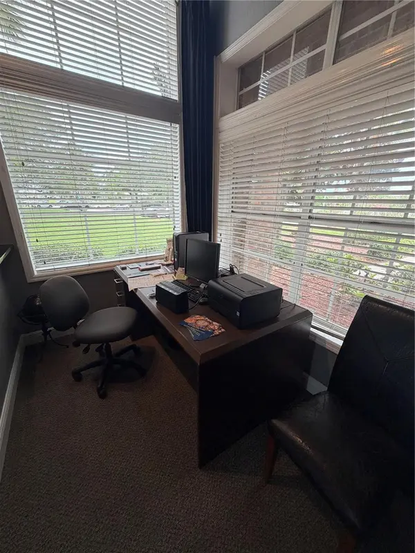 10200 GANDY BLVD N #512, St Petersburg, FL 33702