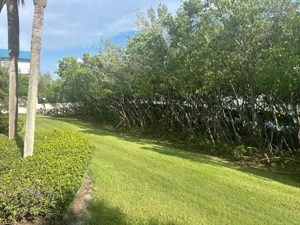 1312 PASADENA AVE S #15, St Petersburg, FL 33707