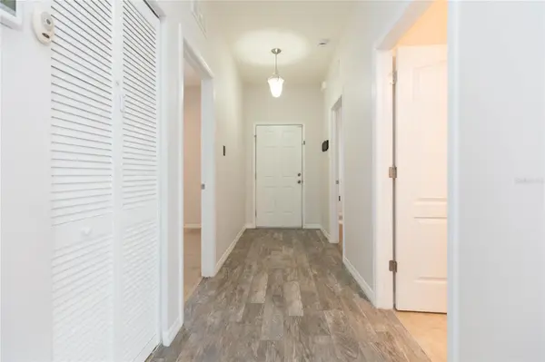 36108 LAGUNA HILLS CIR, Zephyrhills, FL 33541