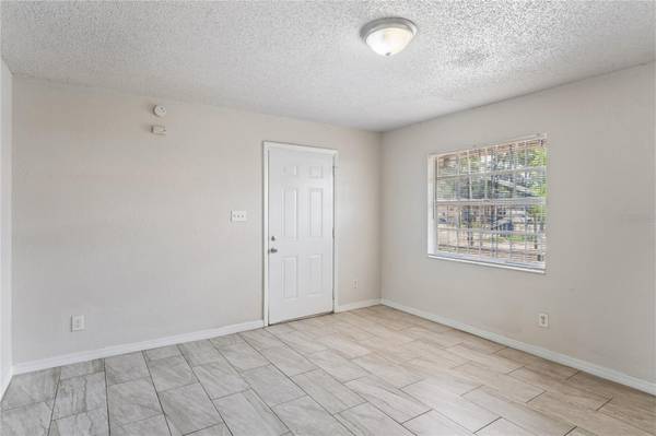 9608 N 10TH ST, Tampa, FL 33612
