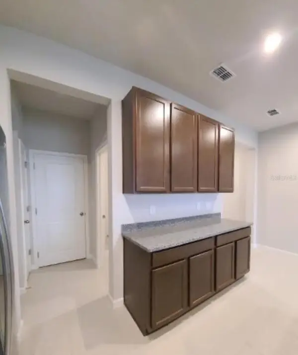 2525 ARBOR WIND DR, Lutz, FL 33558