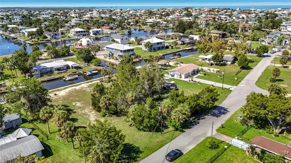 5099 CEDARBROOK LN, Hernando Beach, FL 34607