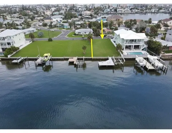 14217 E PARSLEY DR, St Petersburg, FL 33708