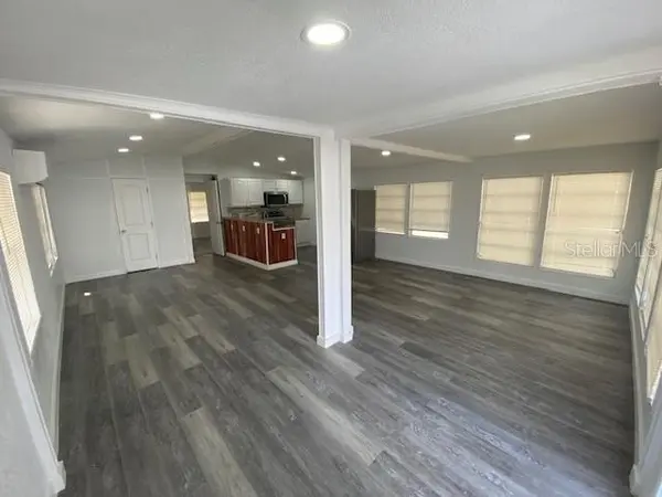 4851 W GANDY BLVD #B10L30, Tampa, FL 33611
