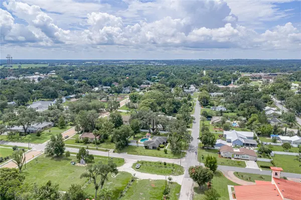 14320 13TH ST, Dade City, FL 33523