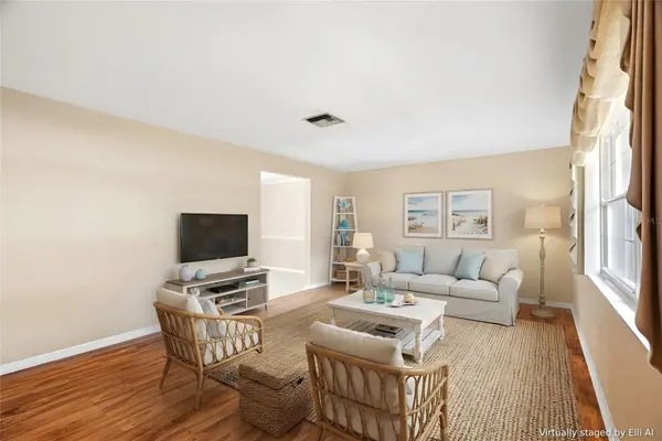 828 WOODLAND DR, Palm Harbor, FL 34683