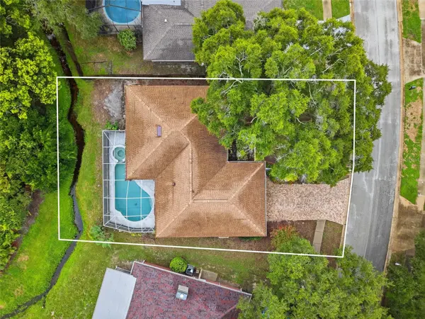 828 WOODLAND DR, Palm Harbor, FL 34683