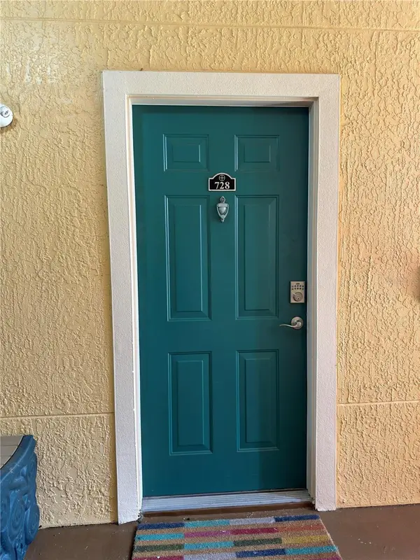 2715 VIA CAPRI #728, Clearwater, FL 33764